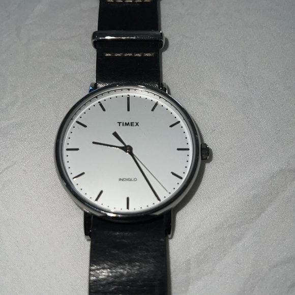 Timex Indiglo Watch - Picture 2 of 7